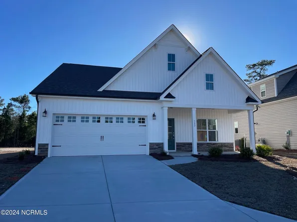 302 Man O War Lane, Hampstead, NC 28443