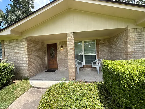 10212 Lakewood Dr Photo 1