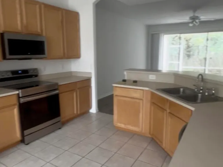 4701 Portage Trl — Photo 8