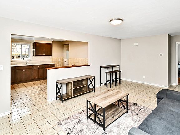 5th image of 192 Fairmount Ave APT 1