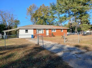 818 Juniper Dr, Fayetteville, NC 28304