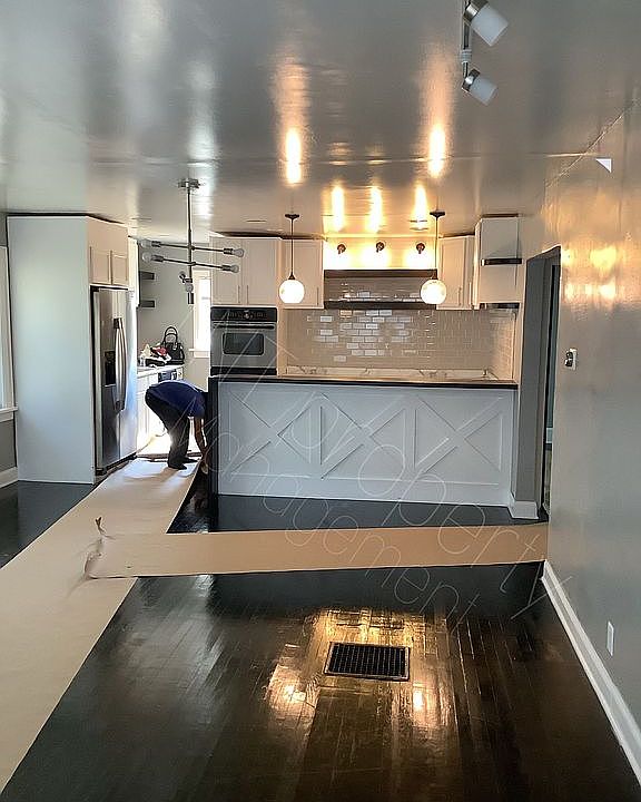 Kitchen & Dining Room