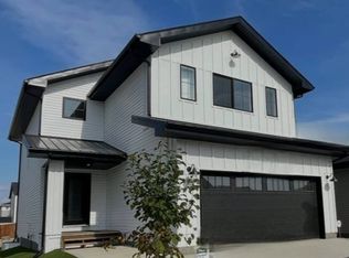 385 Chelsom Mnr #1, Saskatoon, SK S7V 0Z7