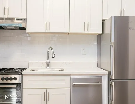 Rented by MNS Marketing | media 20