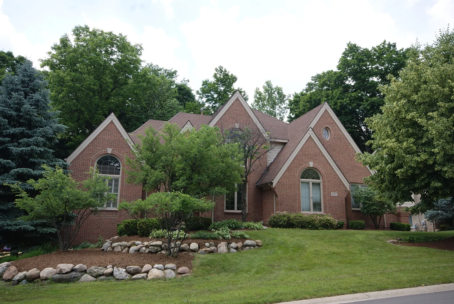 27077 Hampstead Blvd photo 1