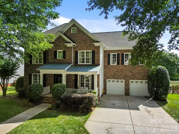 16119 Hallaton Dr, Huntersville, NC 28078