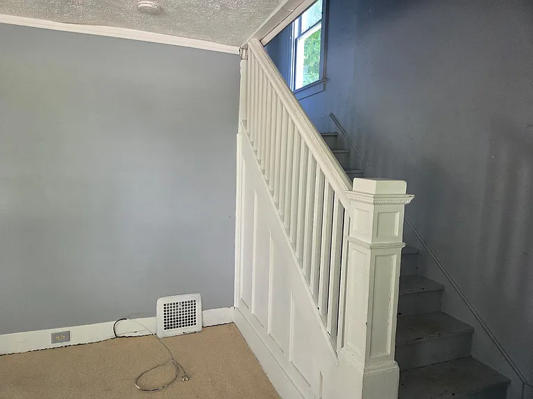 296 Liberty St — Photo 5