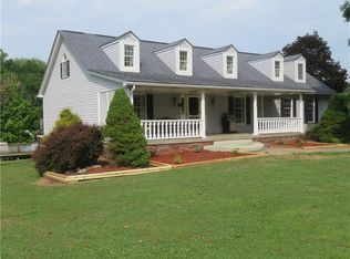 1355 Smith Township State Rd, Burgettstown, PA 15021