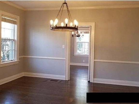 5th image of 2818 22nd Ave S