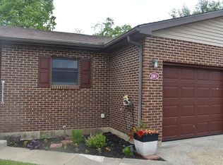 106 Springlake Ave #1/2, Hillsboro, OH 45133