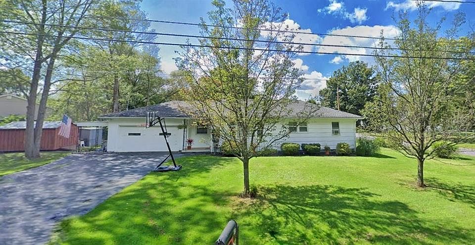 1st image of 98 Howard Ave