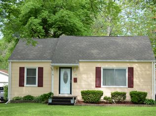 1700 Merle Hay Rd, Des Moines, IA 50310