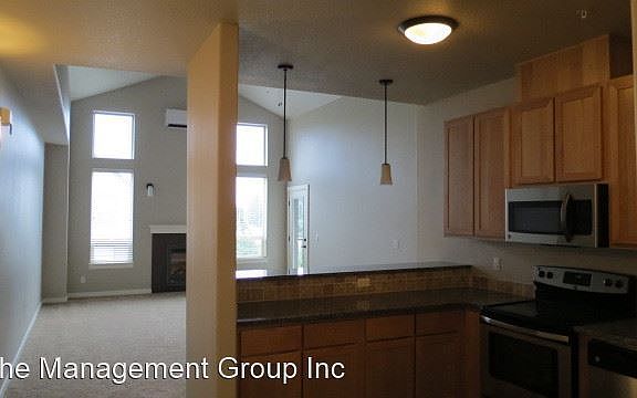 3rd image of 602 NE 86th St Unit 203