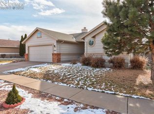 4515 Star Ridge Dr, Colorado Springs, CO 80916