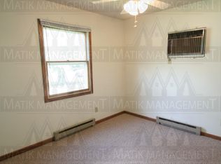 1610 45th St NW APT 2, Rochester, MN 55901