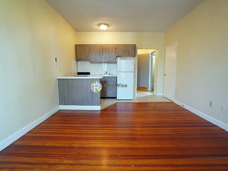 1128-1132 Commonwealth Ave — Photo 1