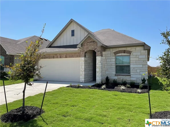 1351 Hillsong St, New Braunfels, TX 78132