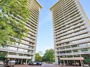 2575 Peachtree Rd NE APT 7H, Atlanta, GA 30305