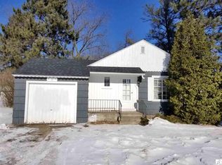 1511 Selmser Ave, Cloquet, MN 55720