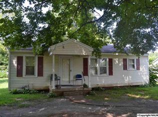 807 Irvin St, Athens, AL 35611