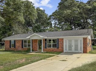 61 King St, Pinckard, AL 36350