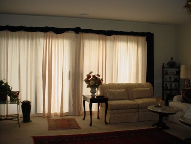 2nd image of 1805 Holly Walk