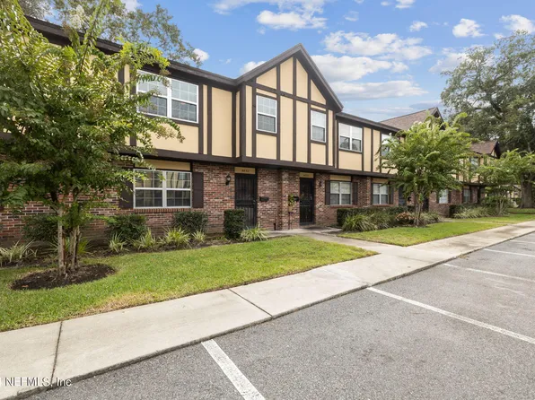 4832 WINDRUSH Lane #A-3-B, Jacksonville, FL 32217
