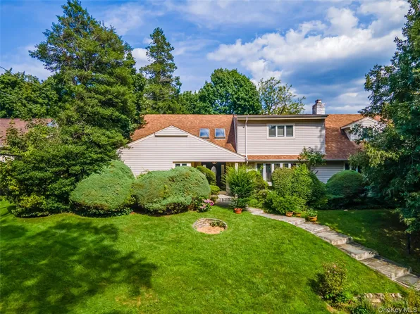 9 Talbot Drive, Great Neck, NY 11020