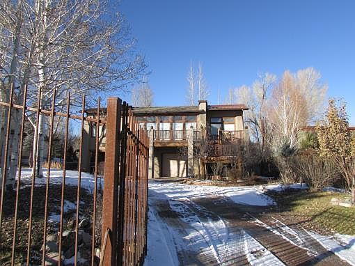 5th image of 725 Chipeta Dr