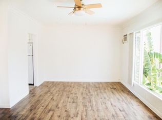 242 S Rexford Dr #B, Beverly Hills, CA 90212