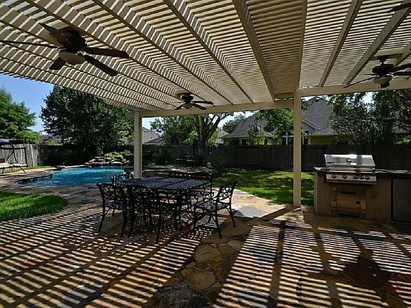 3rd image of 3415 Lily Pond Ct