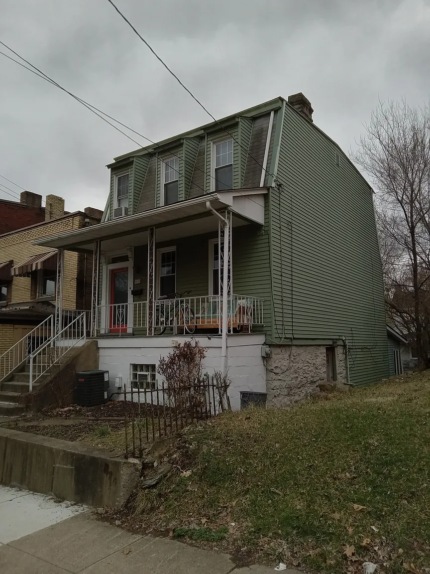 3233 Juliet St photo 1
