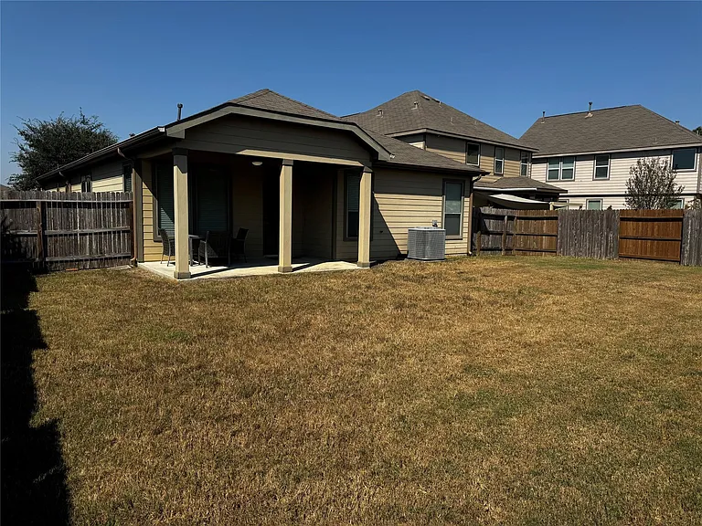 15414 Paloma Crossing Ct — Photo 21