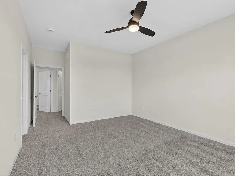 821 Cedarwood Dr #MAIN — Photo 12