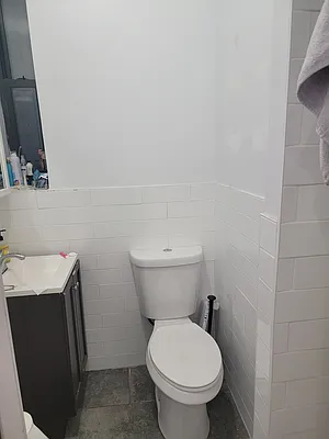 Rented by Avenues Real Estate | media 14