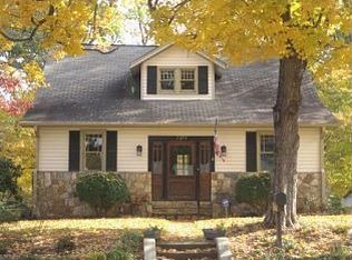 1255 Millerwood Dr, Winston Salem, NC 27106