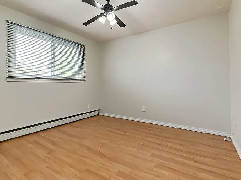 10637 105th St NW #102 — Photo 12