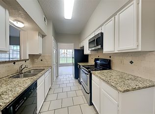 2416 Northlake Ct, Irving, TX 75038