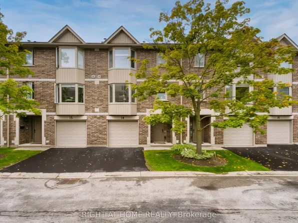 1548 Richmond St #14, London, ON N6G 4W7
