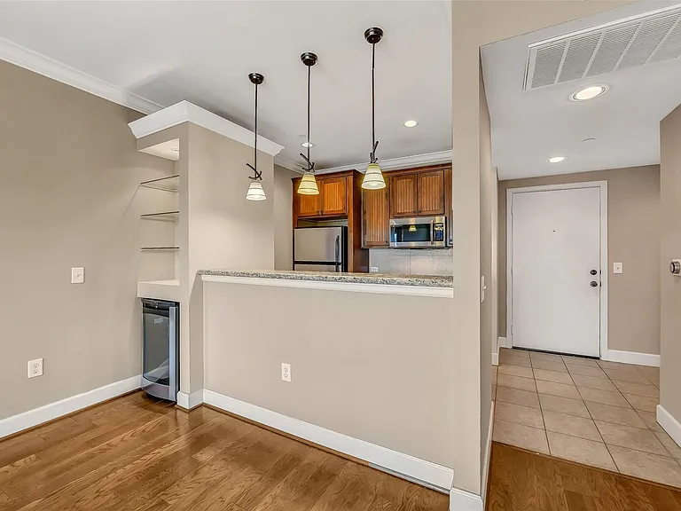 2203 Dorrington St #309 — Photo 10