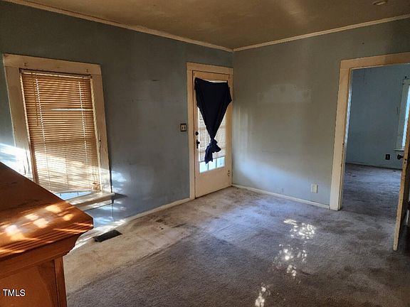 4th image of 3809 Dodson Ln