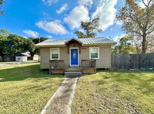 1404 Lovejoy St, Sulphur, LA 70663