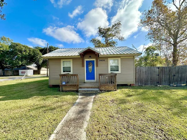 1404 Lovejoy St, Sulphur, LA 70663