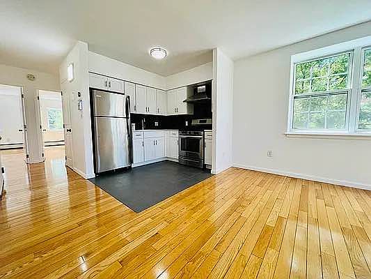 3rd image of 1441 5th Ave Fl 3