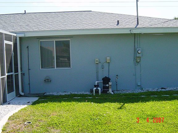 partial view of back yard