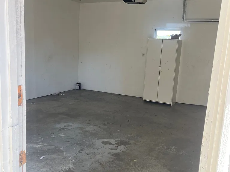 1095 S Magnolia Ave — Photo 14