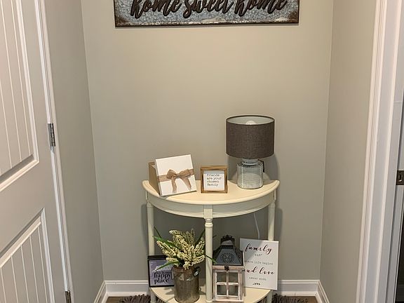 3rd image of 2316 Daybloom Ct