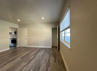 2713 T St APT 6, Sacramento, CA 95816