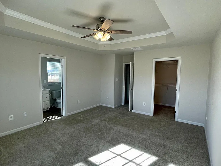 135 Dripping Spring Dr — Photo 20