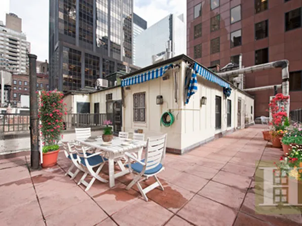 150 East 49th Street image 1 of 8